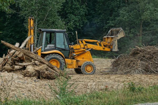 Cost of Land Clearance Service in Santa Ana